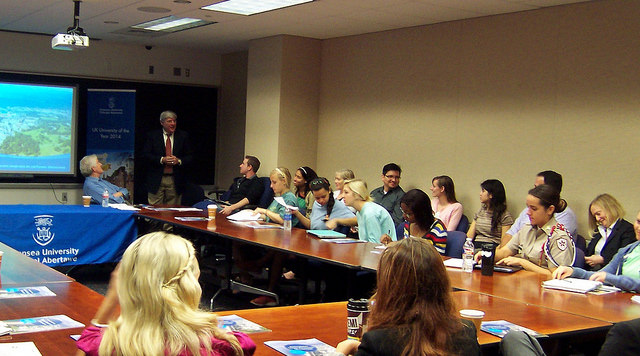Rhodri Morgan with Bush School Students