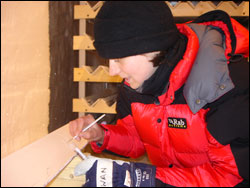 Dr Siwan Davies1