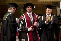 Shane Williams receiving award 2012